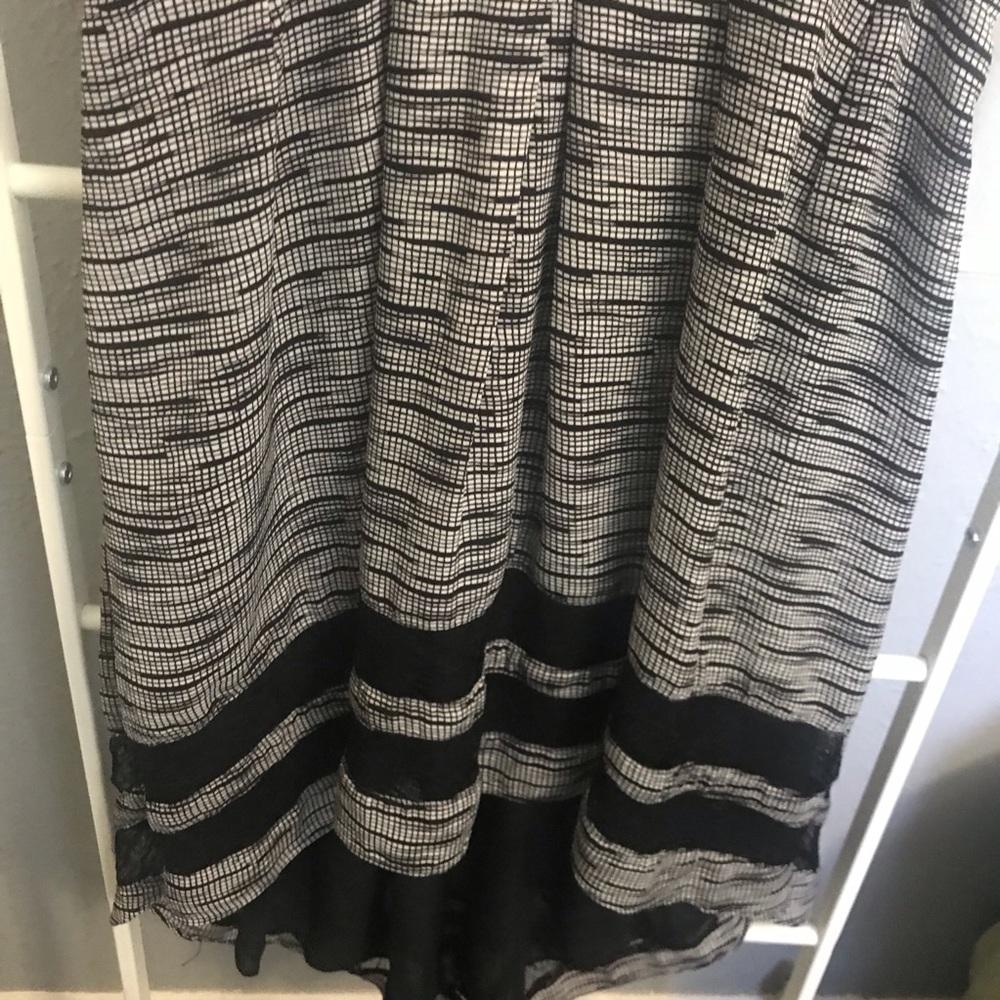 Aryn K black and white dress size xsmall - Picture 5 of 8